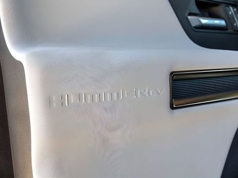 Used 2024 GMC Hummer EV 3X w/ Omega Edition AWD/4WD image 45