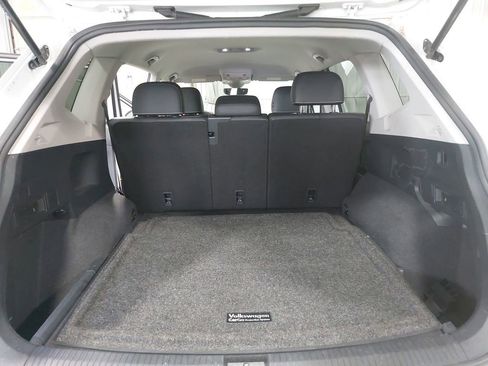 Used 2022 Volkswagen Tiguan SE AWD/4WD image 12