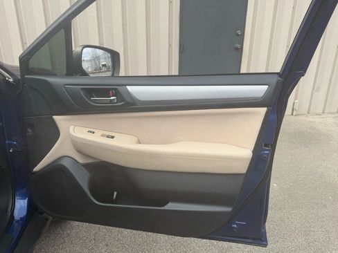 Used 2015 Subaru Outback 2.5i Premium image 19