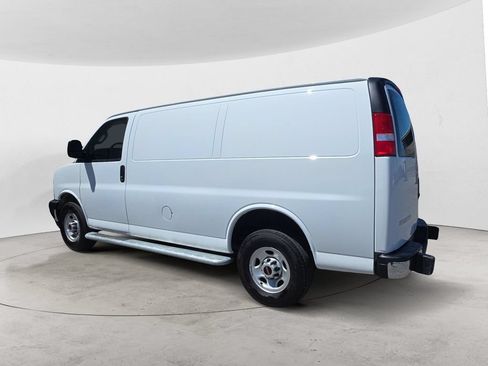 Used 2024 GMC Savana 2500 w/ Driver Convenience Package RWD image 7
