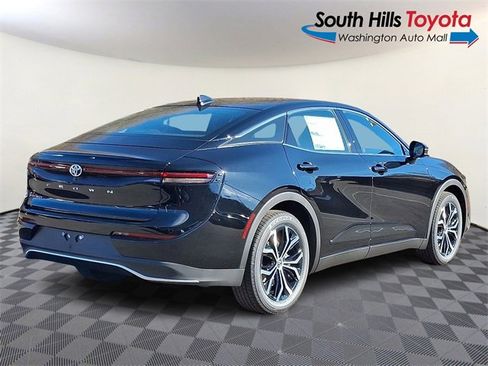 New 2026 Toyota Crown XLE image 6