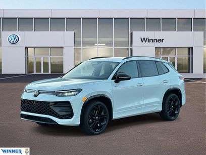 New 2026 Volkswagen Tiguan SE R-Line