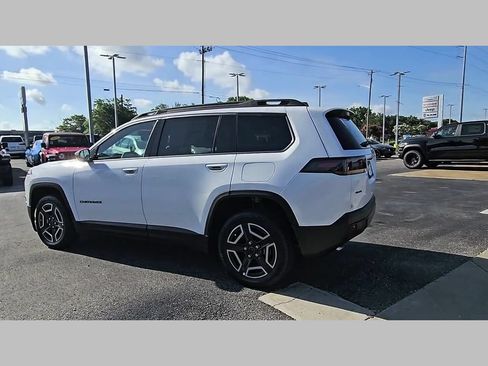 New 2026 Jeep Cherokee Limited AWD/4WD image 29