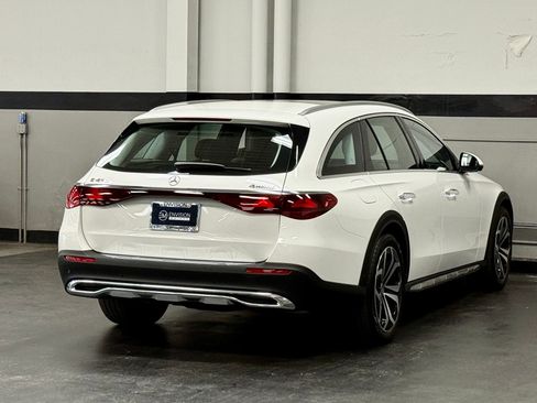 Used 2025 Mercedes-Benz E 450 4MATIC All-Terrain Wagon image 12