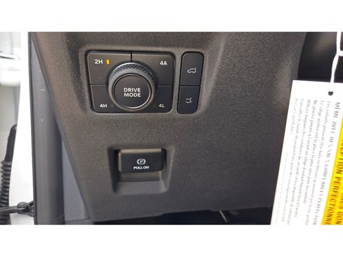 New 2026 Ford Expedition Platinum w/ Stealth Appearance Package AWD/4WD image 29