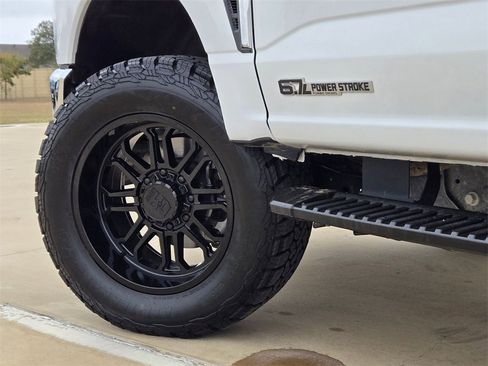 Used 2024 Ford F250 XLT w/ FX4 Off-Road Package image 29