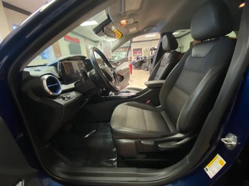 Used 2024 Chevrolet Trax LT w/ Driver Confidence Package image 21