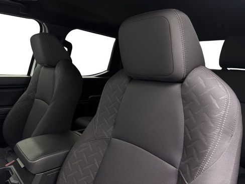 Used 2025 Toyota Tacoma SR image 26