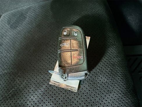 Used 2018 Dodge Challenger R/T Plus image 38