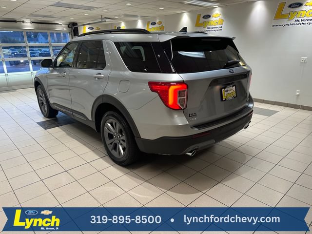 Used 2024 Ford Explorer XLT w/ Equipment Group 202A AWD/4WD image 27