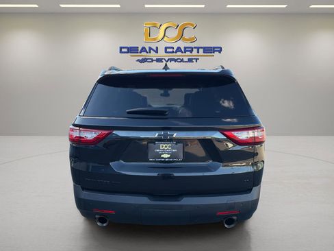 Used 2019 Chevrolet Traverse LT w/ LT Premium Package AWD/4WD image 4