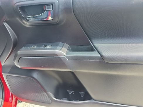 Certified 2021 Toyota Tacoma TRD Off-Road image 20