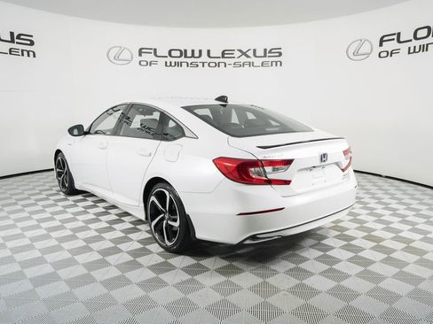 Used 2022 Honda Accord Sport image 5