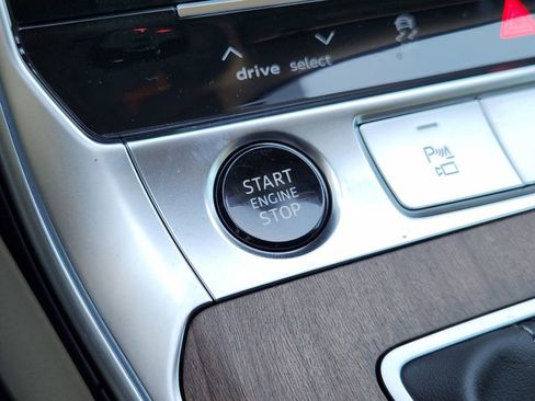 New 2025 Audi A7 3.0T Premium image 24