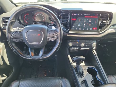 Certified 2024 Dodge Durango GT RWD image 4