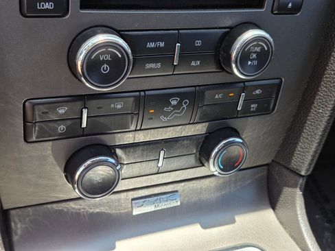 Used 2013 Ford Mustang Premium RWD image 21