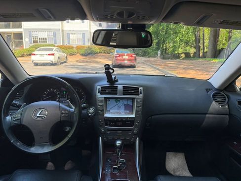 Used 2008 Lexus IS 350 image 32
