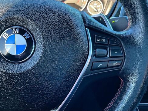 Used 2018 BMW 330i Sedan w/ Convenience Package image 20