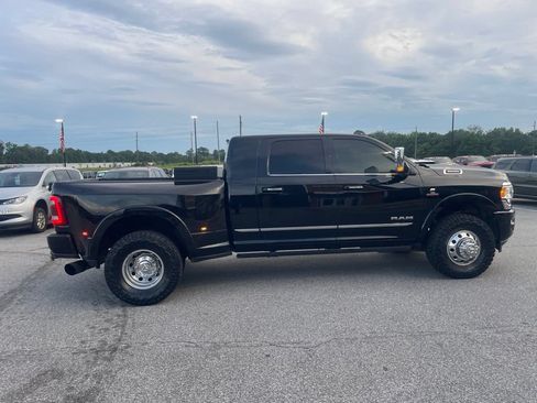 Used 2020 RAM 3500 Limited w/ Max Tow Package AWD/4WD image 16