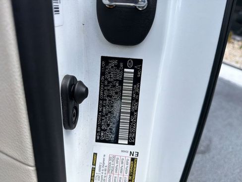 Used 2010 Lexus IS 350C RWD image 32