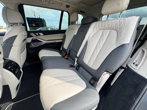 Used 2024 BMW X7 M60i w/ Executive Package AWD/4WD image 15