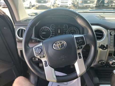 Used 2020 Toyota Tundra Limited w/ Limited Premium Package AWD/4WD image 9