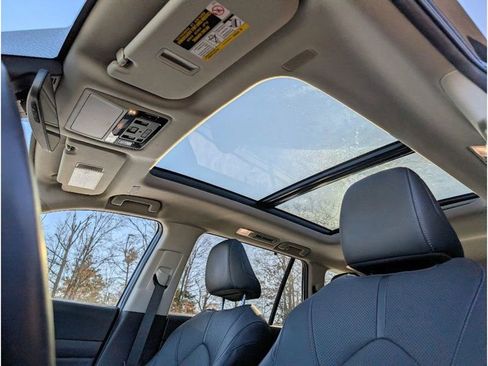 Used 2024 Toyota Grand Highlander Limited image 16