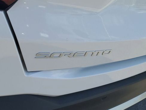 New 2026 Kia Sorento S FWD image 28