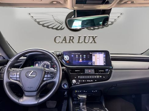 Used 2022 Lexus ES 300h w/ Premium Package FWD image 11