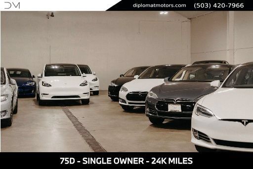Used 2017 Tesla Model S 75D AWD/4WD image 2