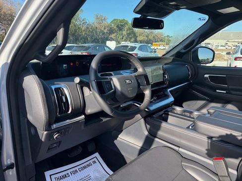 New 2026 Ford Expedition Max Platinum AWD/4WD image 32