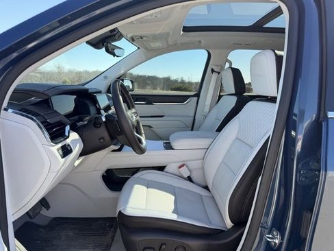 Used 2026 GMC Acadia Denali w/ Super Cruise Package image 15