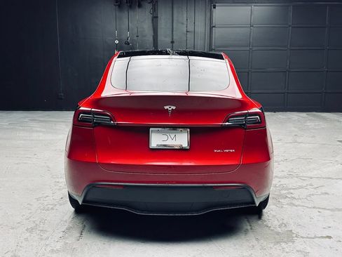 Used 2023 Tesla Model Y Long Range AWD/4WD image 6