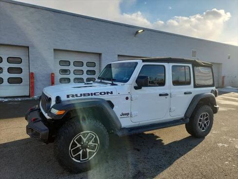 Certified 2025 Jeep Wrangler Unlimited Rubicon w/ Convenience Group image 1