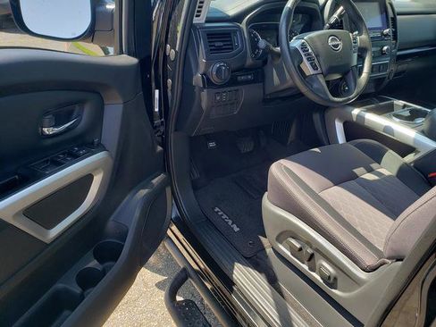 Certified 2024 Nissan Titan SV w/ SV Convenience Package image 11