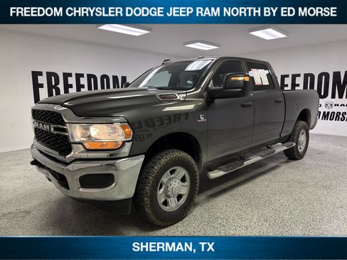 Used 2024 RAM 2500 Tradesman w/ Chrome Appearance Group AWD/4WD image 1