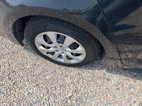 Used 2024 Toyota Corolla LE FWD image 34
