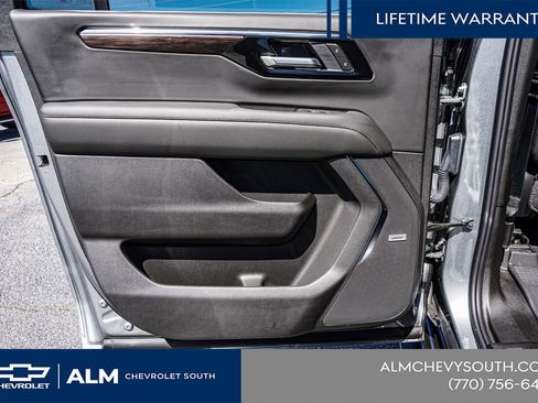 New 2026 Chevrolet Suburban LT w/ Comfort Package RWD image 60