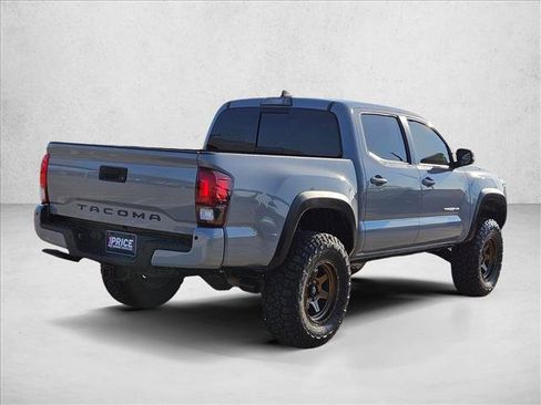 Used 2019 Toyota Tacoma TRD Off-Road w/ Technology Package image 5