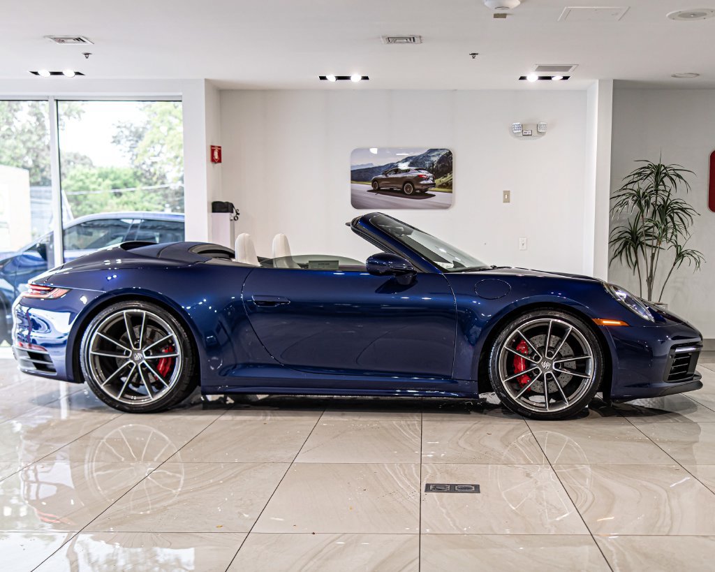 Used 2024 Porsche 911 Carrera 4S AWD/4WD image 11