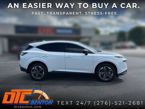 Used 2025 Nissan Murano SL AWD/4WD image 2