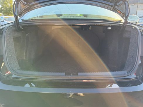 Used 2017 Volkswagen Jetta SE FWD image 36