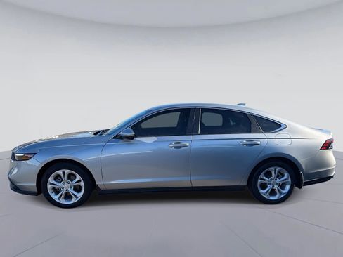 Used 2023 Honda Accord LX image 7