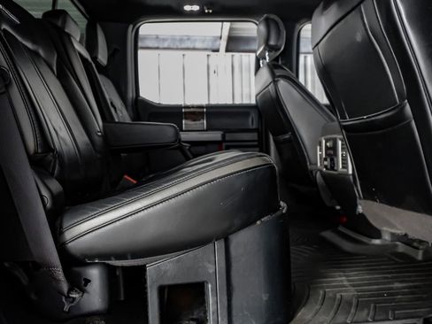 Used 2017 Ford F250 Platinum w/ Platinum Ultimate Package image 34