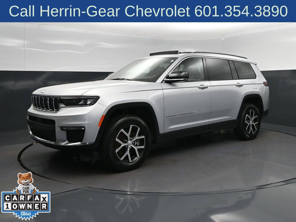 Used 2025 Jeep Grand Cherokee L Limited RWD image 3