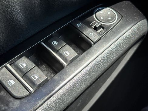 Used 2023 Kia Soul LX w/ LX Technology Package image 24