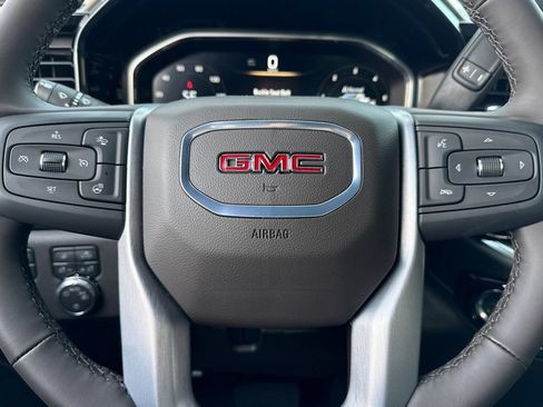 New 2026 GMC Sierra 1500 SLE w/ Preferred Package AWD/4WD image 20