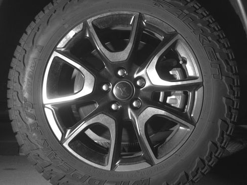Used 2025 Jeep Compass Trailhawk AWD/4WD image 13