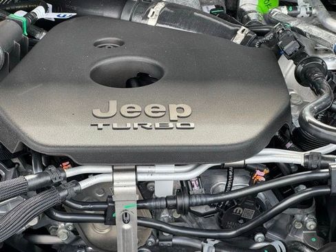 New 2026 Jeep Grand Cherokee Limited AWD/4WD image 37