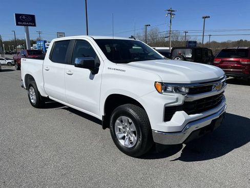 Used 2026 Chevrolet Silverado 1500 LT AWD/4WD image 11